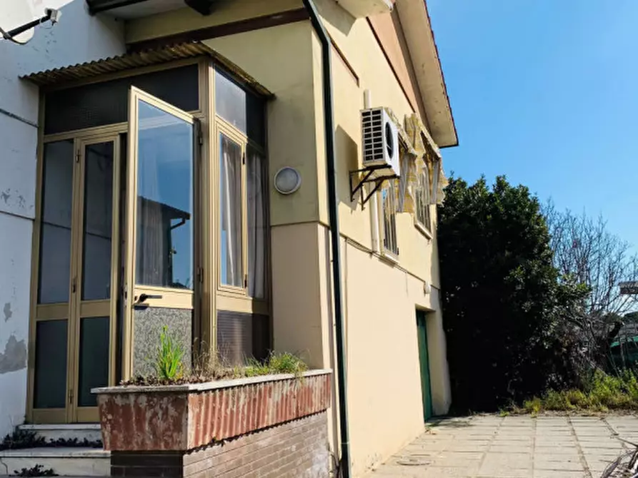 Casa indipendente in vendita in Via Roma a Solesino