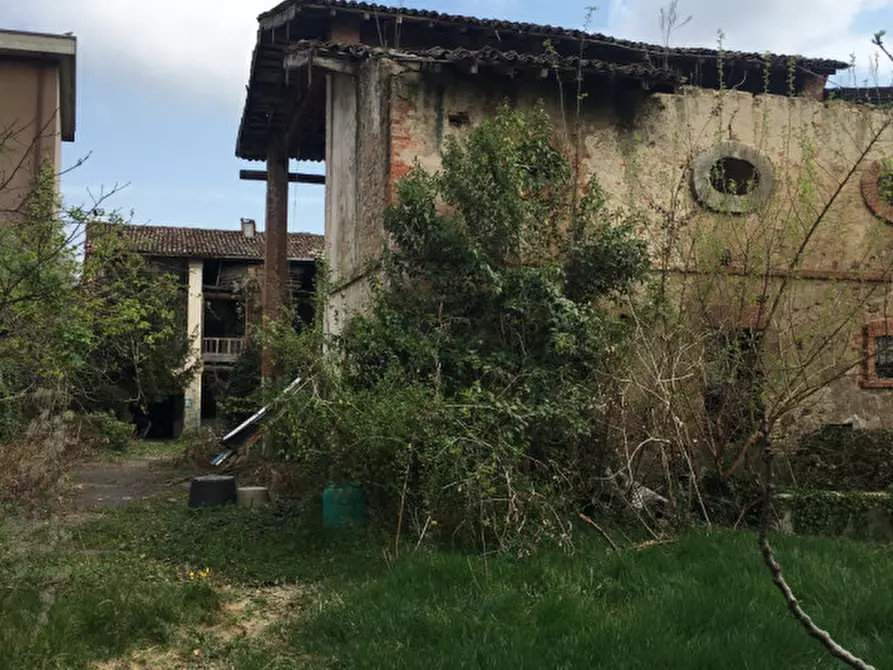 Rustico / casale in vendita in Via Guglielmo Marconi a Calcinato