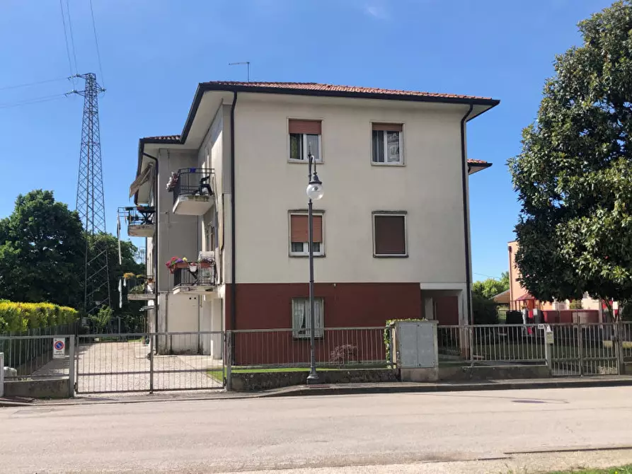 Appartamento in vendita in Via Roma a Sossano