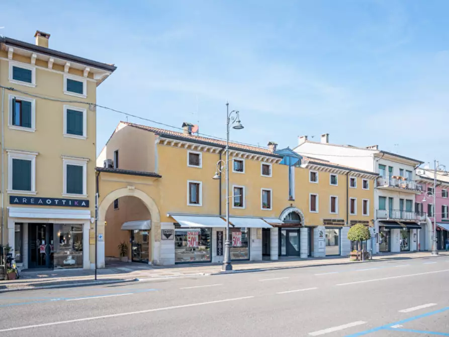 Attico in vendita in Corso Vittorio Emanuele II a Villafranca Di Verona
