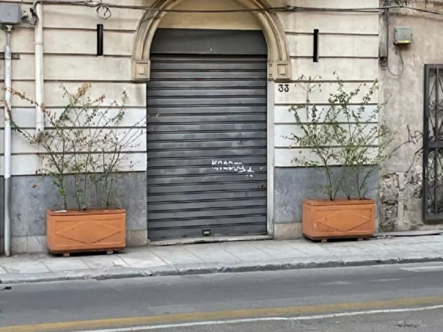Magazzino in vendita in Via Isidoro Carini 33 a Palermo