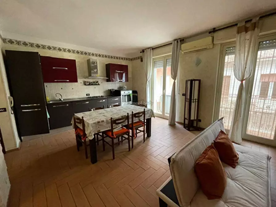 Appartamento in vendita in Via Roma a Pozzallo