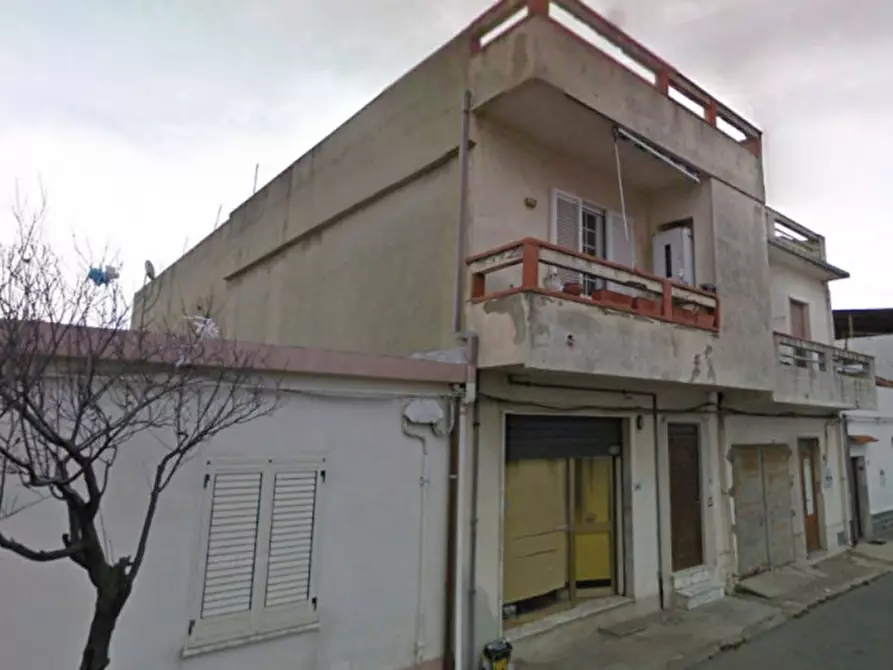Immagine 1 di Garage in vendita  in Via Roma, N. 49 a San Ferdinando