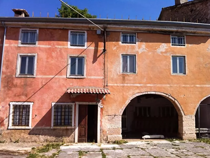 Rustico / casale in vendita in Via Petrazzini a Crespadoro