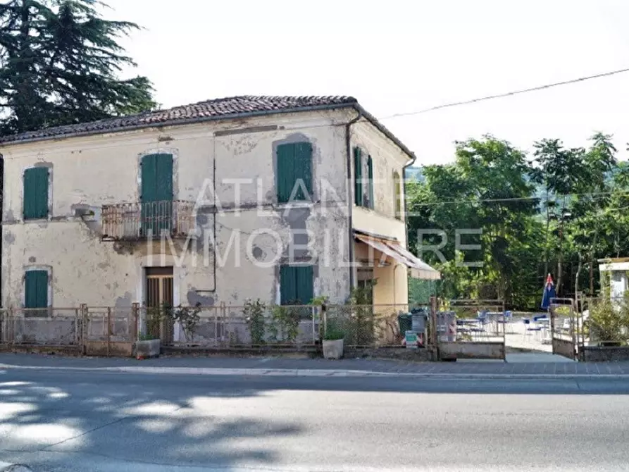 Casa indipendente in vendita in via Indipendenza a Montescudo-Monte Colombo
