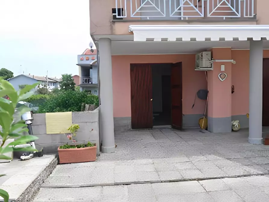 Appartamento in vendita in Via Vincenzo Monti a Robecchetto Con Induno
