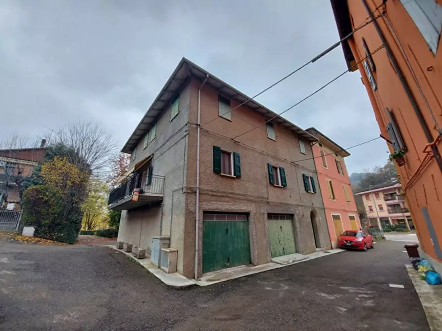 Ufficio in vendita in Via Lavino, N. 291 a Monte San Pietro