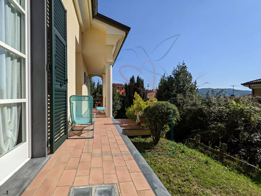 Villa in vendita in Via Ghigliolo Basso a Sarzana