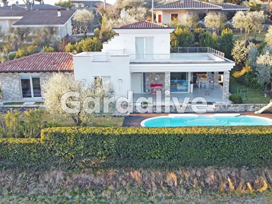 Villa in vendita in Vicolo della Valle a Manerba Del Garda