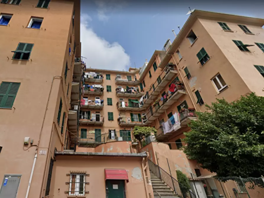 Appartamento in vendita in via a. Burlando a Genova