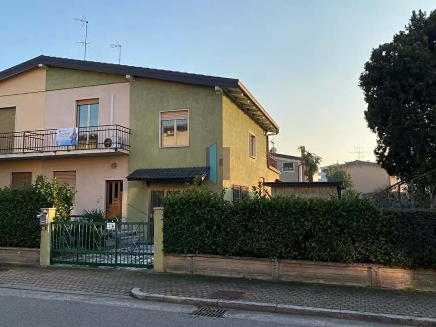 Villa in vendita in Via Prima 27 a Brescia