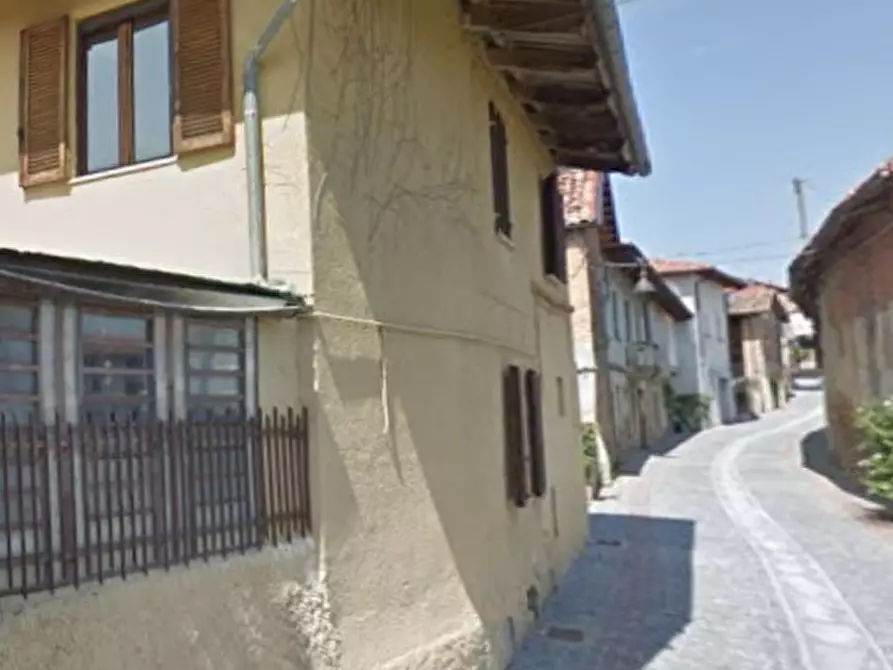 Casa indipendente in vendita in Via Inserra, 30 a Cerreto D'asti