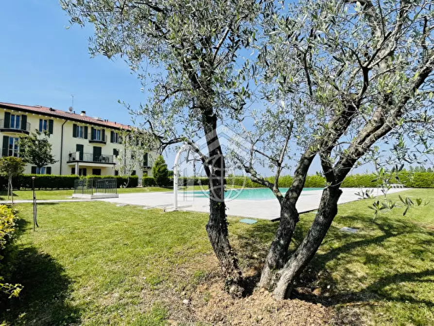 Villa in vendita in giuseppe de Vittorio a Desenzano Del Garda