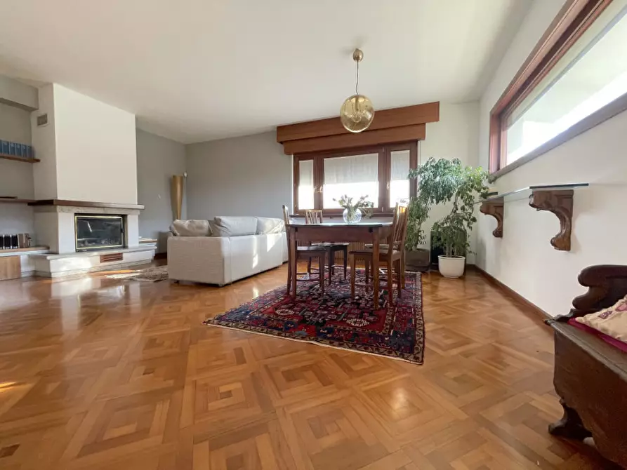Villa in vendita in Via Trento a Tavagnacco