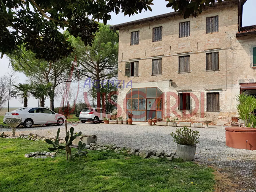 Casa bifamiliare in vendita in Via Pollastrona 30 a Caorle