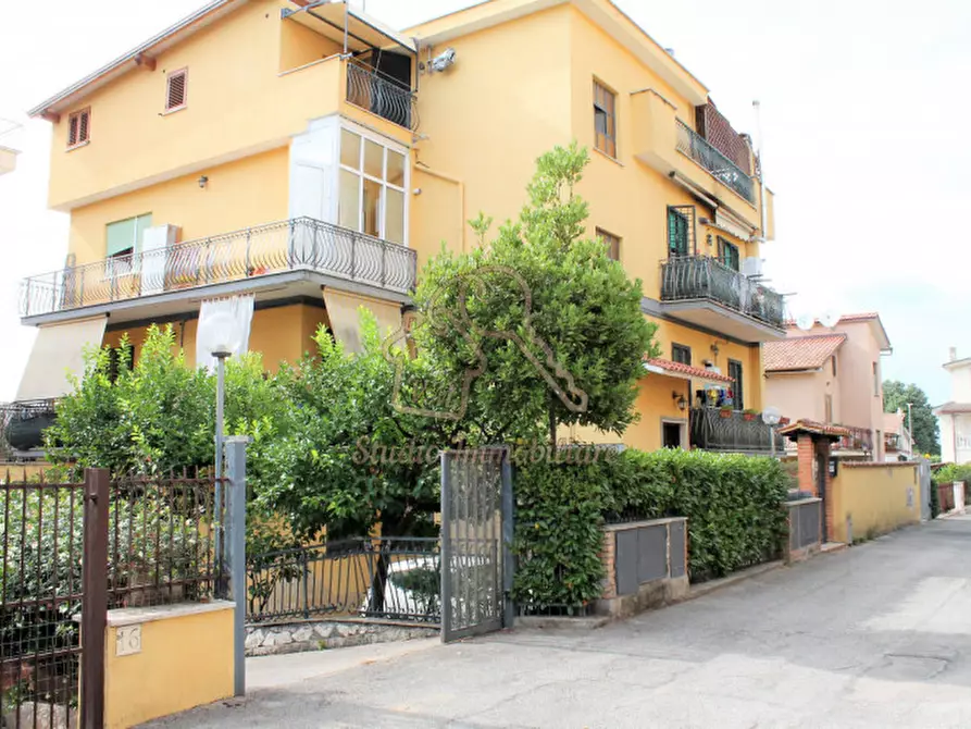 Appartamento in vendita in Via Andrea Codebo, 10 a Roma
