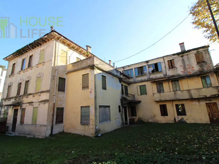 Palazzo in vendita in Viale della Pace 158 Vicenza a Vicenza