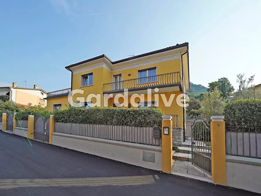 Villa in vendita in Via Oberdan 3 a Salò