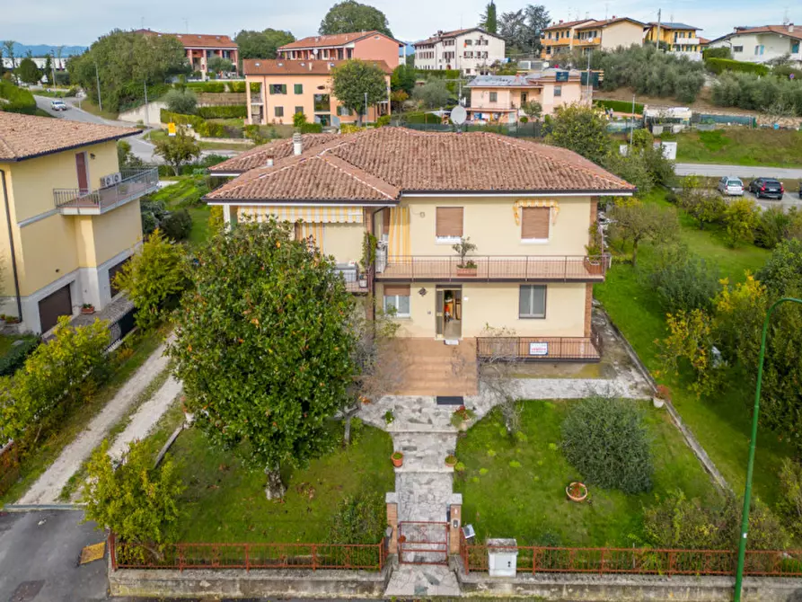 Appartamento in vendita in Via San Francesco a Peschiera Del Garda