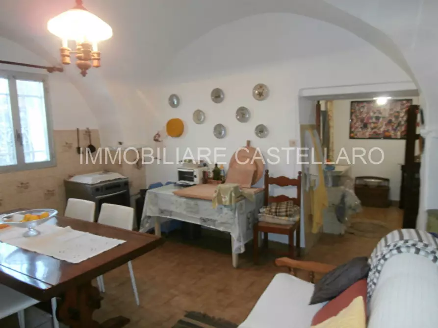 Appartamento in vendita in via Mazzini a Castellaro