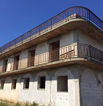 Casa bifamiliare in vendita in Via Ceglie- Martina a Ceglie Messapico