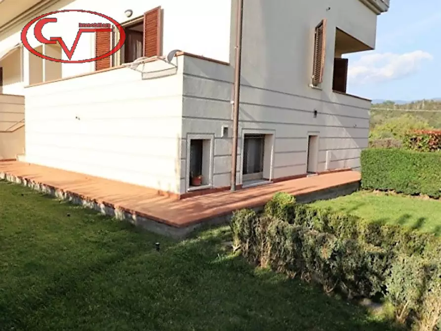 Casa bifamiliare in vendita in Via Puccini a Montevarchi