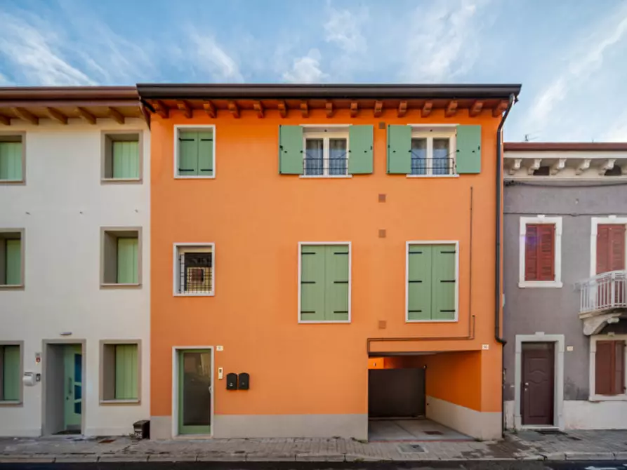 Appartamento in vendita in Via Nuova a Sommacampagna