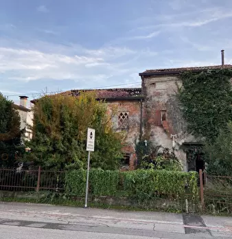 Rustico / casale in vendita in Via Madonna a Villafranca Padovana