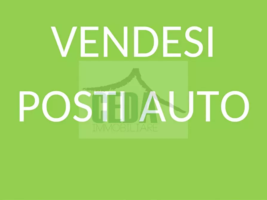 Posto auto in vendita in via stenico a Trento