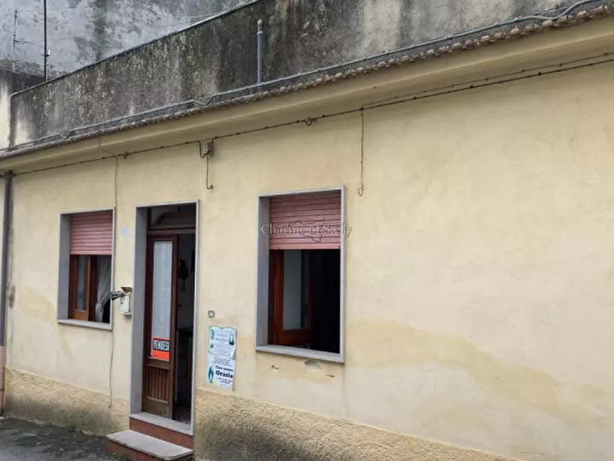 Casa indipendente in vendita in Via Saverio Iachinoto a Modica