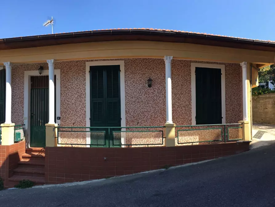Casa indipendente in vendita in Via Lamarmora a San Remo