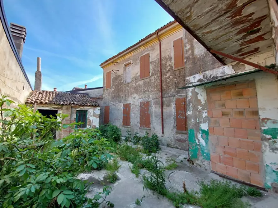 Casa bifamiliare in vendita in Via Bruno Buozzi, N. 28 a Codigoro