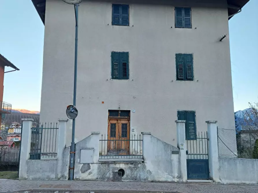 Casa indipendente in vendita in Tuenno Via Trento 71 a Ville D'anaunia
