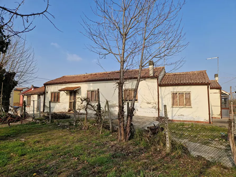 Casa indipendente in vendita in Via Cavalletto 27 a Rovigo
