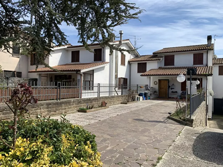 Villa in vendita in Via Castel di Stroppa a Castel Sant'elia