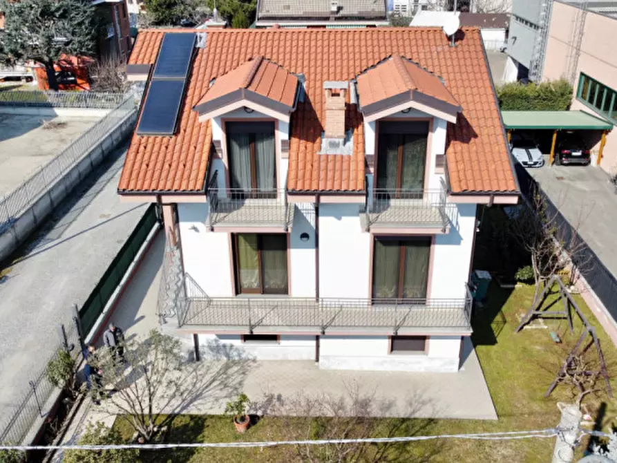 Villa in vendita in Via Ronchi 33 a San Mauro Torinese