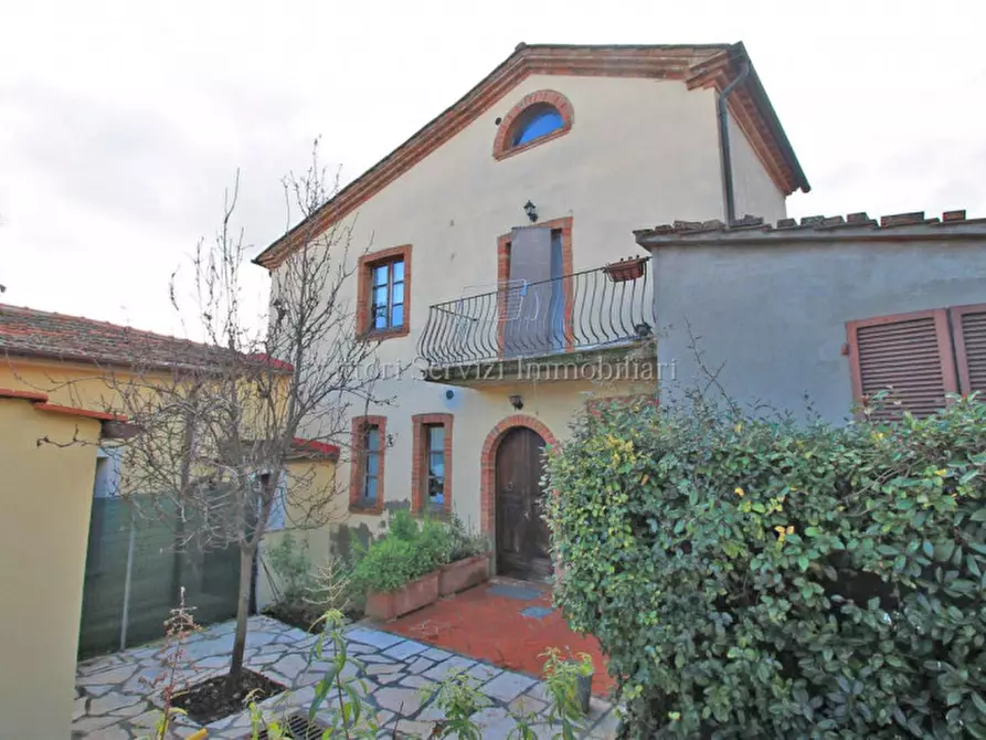Casa bifamiliare in vendita in via della resistenza a Montepulciano