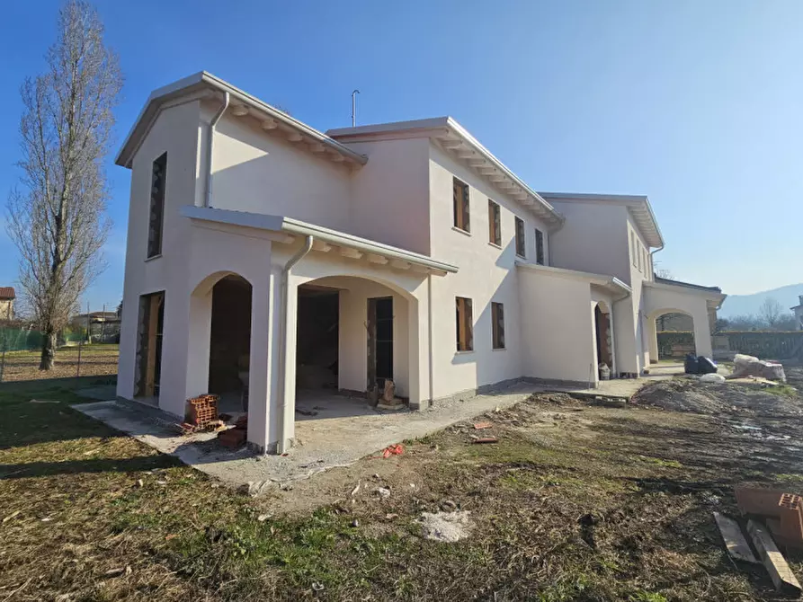 Casa bifamiliare in vendita a Cervarese Santa Croce