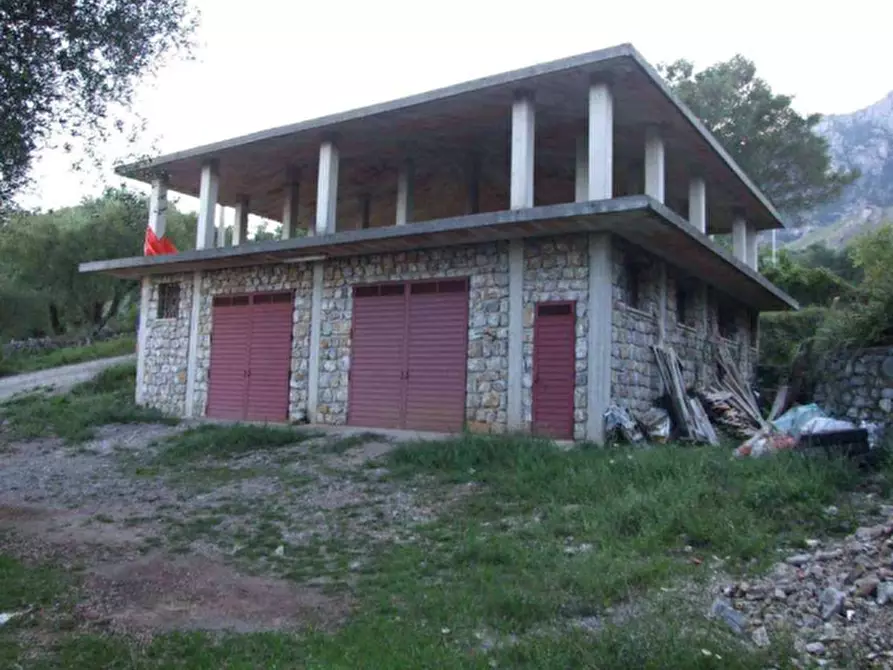 Casa indipendente in vendita in Località Tripari a San Giovanni A Piro