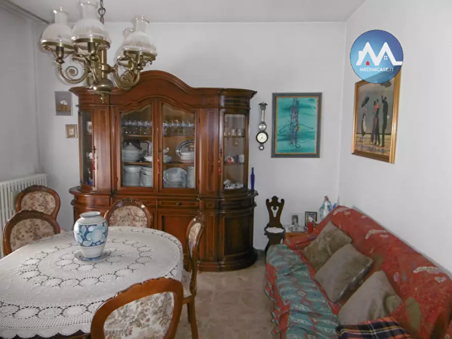 Casa bifamiliare in vendita in via Salandra a Pesaro