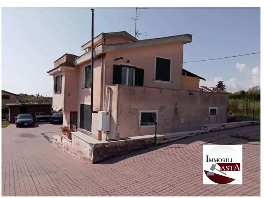 Casa indipendente in vendita in Via dei Ciclamini a Aprilia