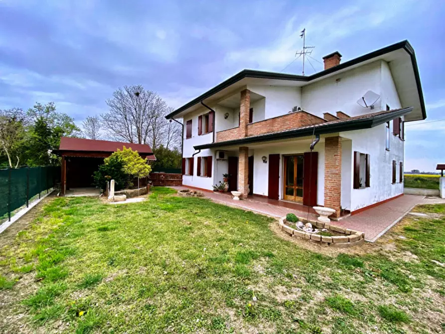 Villa in vendita a Piacenza D'adige