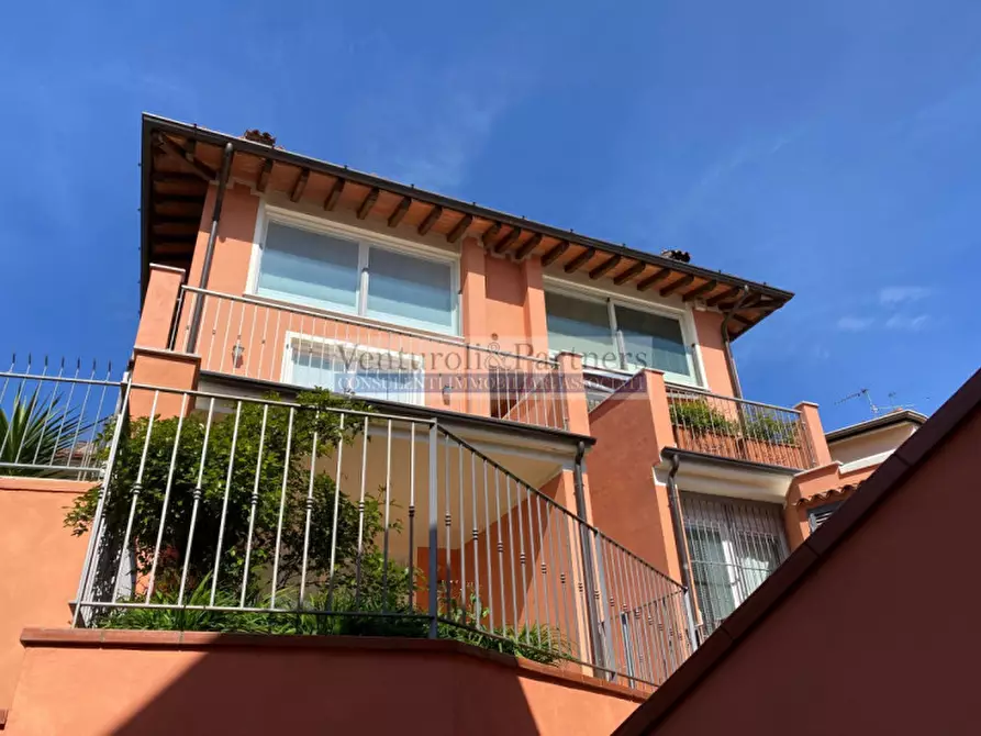 Casa bifamiliare in vendita in Via Ciucani a Soiano Del Lago