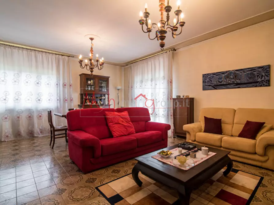 Casa bifamiliare in vendita in Via santa Lucia a Selvazzano Dentro