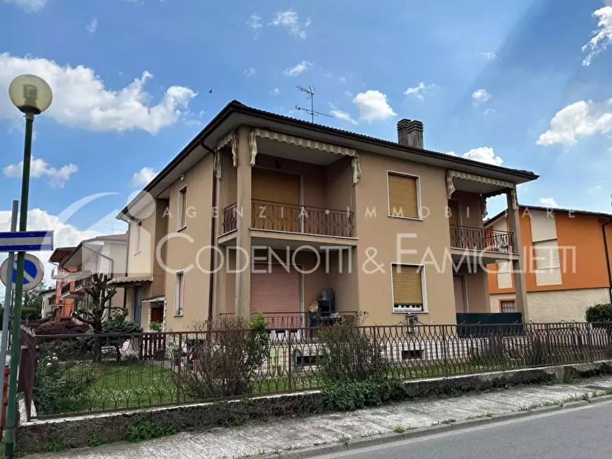 Casa bifamiliare in vendita in via loreto 2 a Nuvolera
