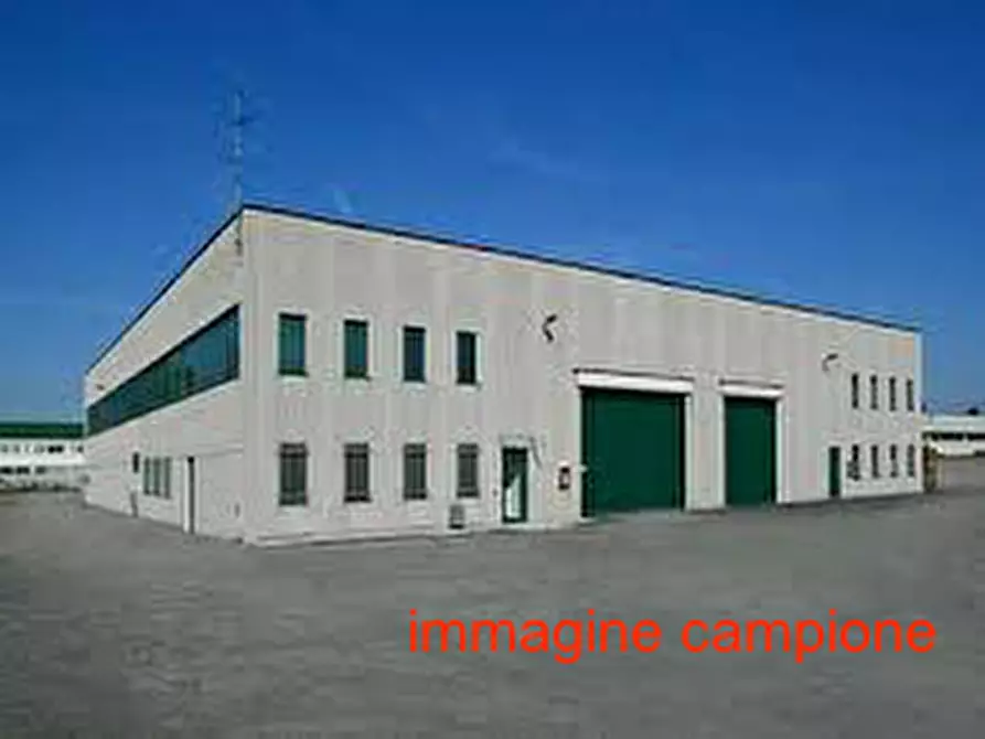 Capannone industriale in vendita in Via Vigazzolo a Montebello Vicentino