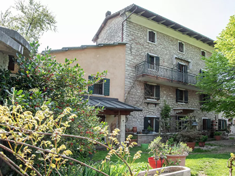 Villa in vendita in contrada costa a Bosco Chiesanuova
