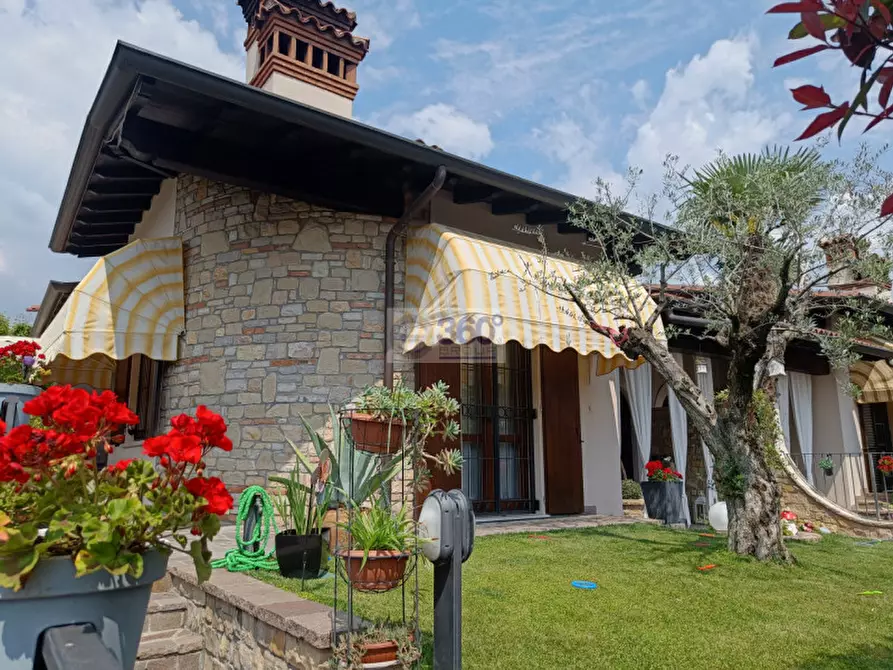 Casa bifamiliare in vendita in Via Biline a Rodengo-Saiano