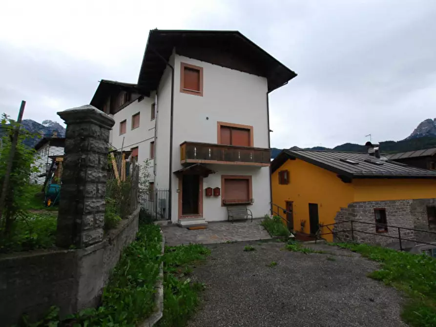 Appartamento in vendita in Via Dante Alighieri a Lozzo Di Cadore