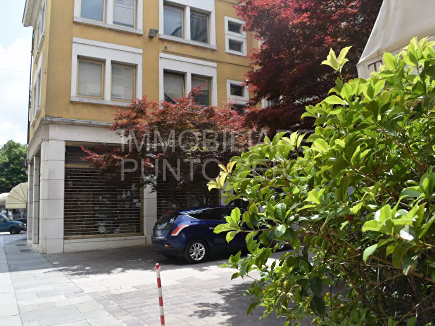 Appartamento in vendita in Via Romagnosi a Salsomaggiore Terme